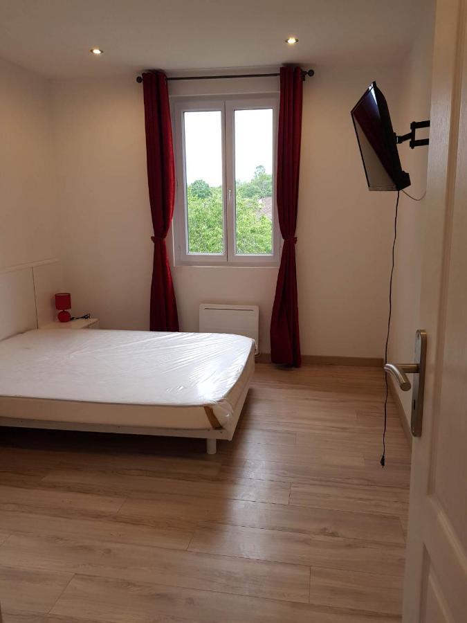 05 - Tres Joli 3 Pieces Neuf 2 Chambres, Logement Tout Equipe Pour 1 A 4 Personnes Maximum, Vue Sur Jardin Avec Parking Privatif, Grand Fourgon Possible, Tout Le Linge De Maison Est Fourni Annesse-et-Beaulieu Esterno foto