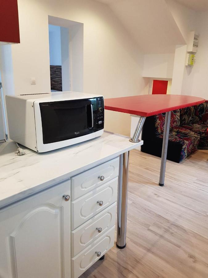 05 - Tres Joli 3 Pieces Neuf 2 Chambres, Logement Tout Equipe Pour 1 A 4 Personnes Maximum, Vue Sur Jardin Avec Parking Privatif, Grand Fourgon Possible, Tout Le Linge De Maison Est Fourni Annesse-et-Beaulieu Esterno foto