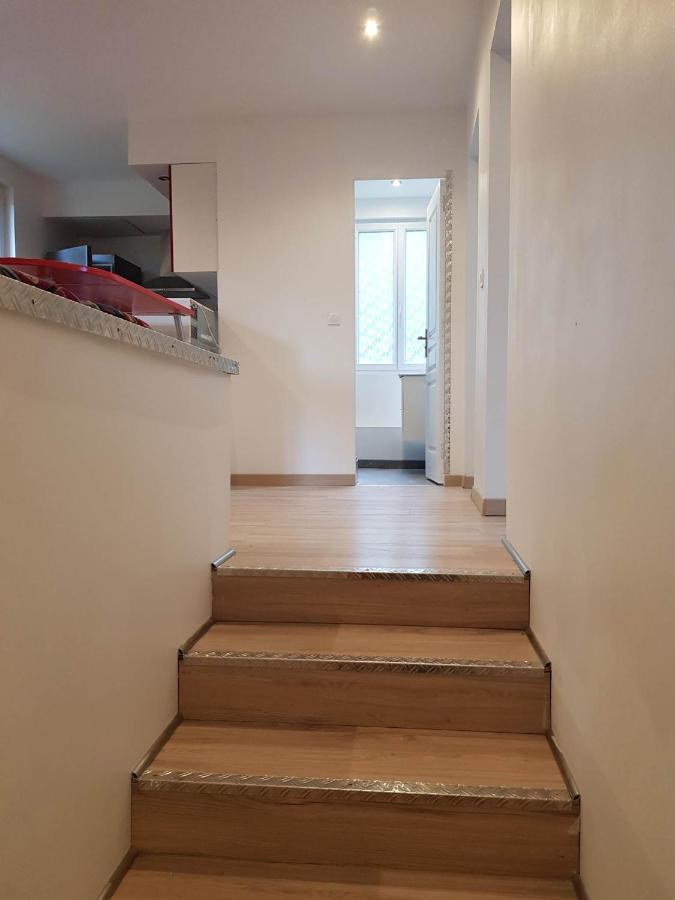 05 - Tres Joli 3 Pieces Neuf 2 Chambres, Logement Tout Equipe Pour 1 A 4 Personnes Maximum, Vue Sur Jardin Avec Parking Privatif, Grand Fourgon Possible, Tout Le Linge De Maison Est Fourni Annesse-et-Beaulieu Esterno foto