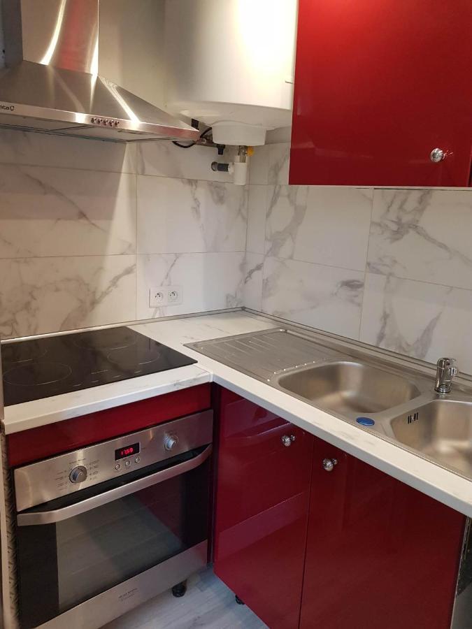 05 - Tres Joli 3 Pieces Neuf 2 Chambres, Logement Tout Equipe Pour 1 A 4 Personnes Maximum, Vue Sur Jardin Avec Parking Privatif, Grand Fourgon Possible, Tout Le Linge De Maison Est Fourni Annesse-et-Beaulieu Esterno foto