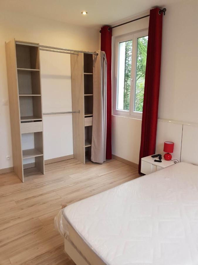 05 - Tres Joli 3 Pieces Neuf 2 Chambres, Logement Tout Equipe Pour 1 A 4 Personnes Maximum, Vue Sur Jardin Avec Parking Privatif, Grand Fourgon Possible, Tout Le Linge De Maison Est Fourni Annesse-et-Beaulieu Esterno foto
